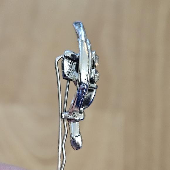 1/$5 or 3/$10 Vintage Rhinestone Silver-toned Metal Hair Pins Accessories - Picture 5 of 10